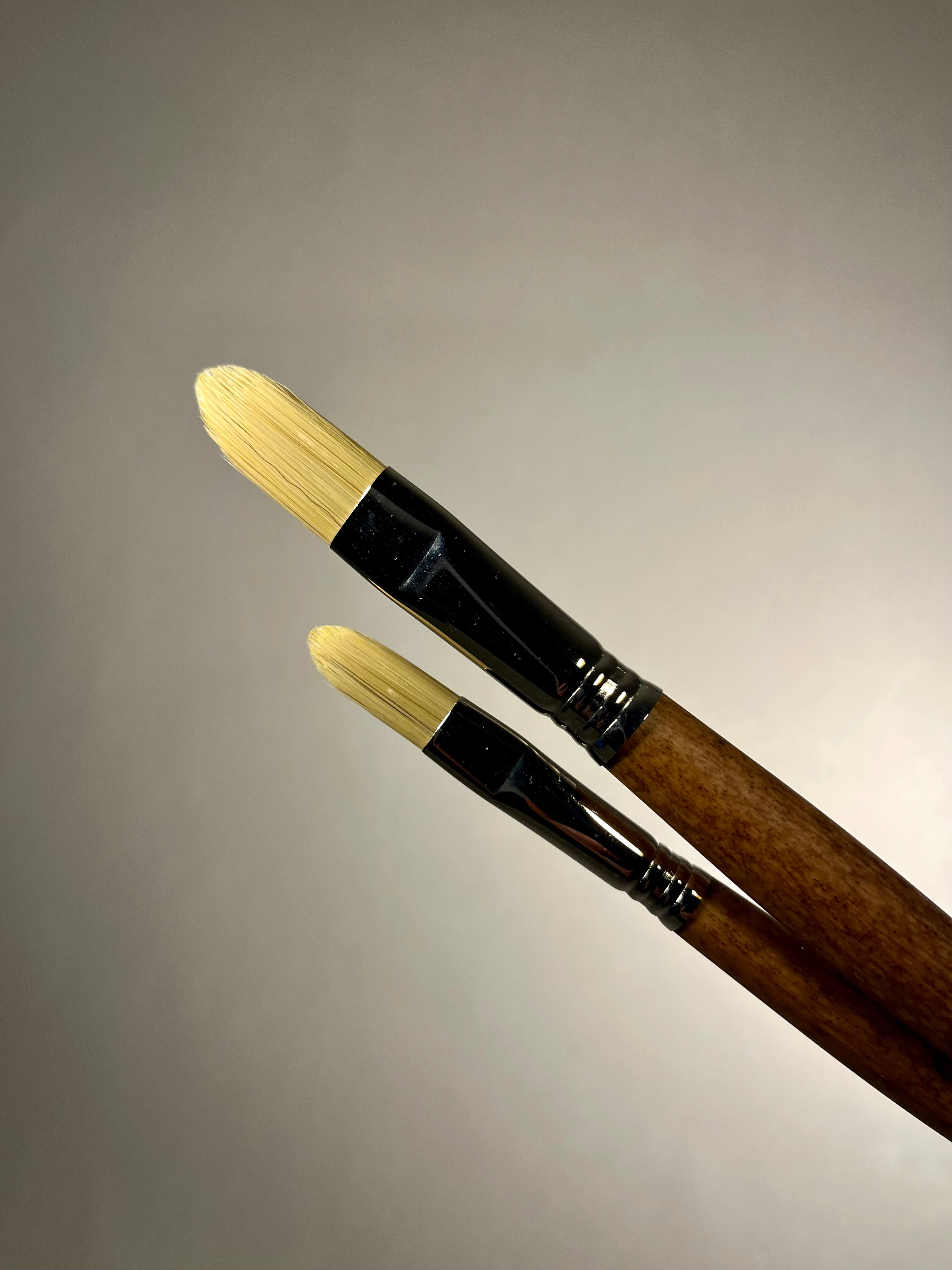 Escoda Futura 5414 Series Filbert (Oil & Acrylic)