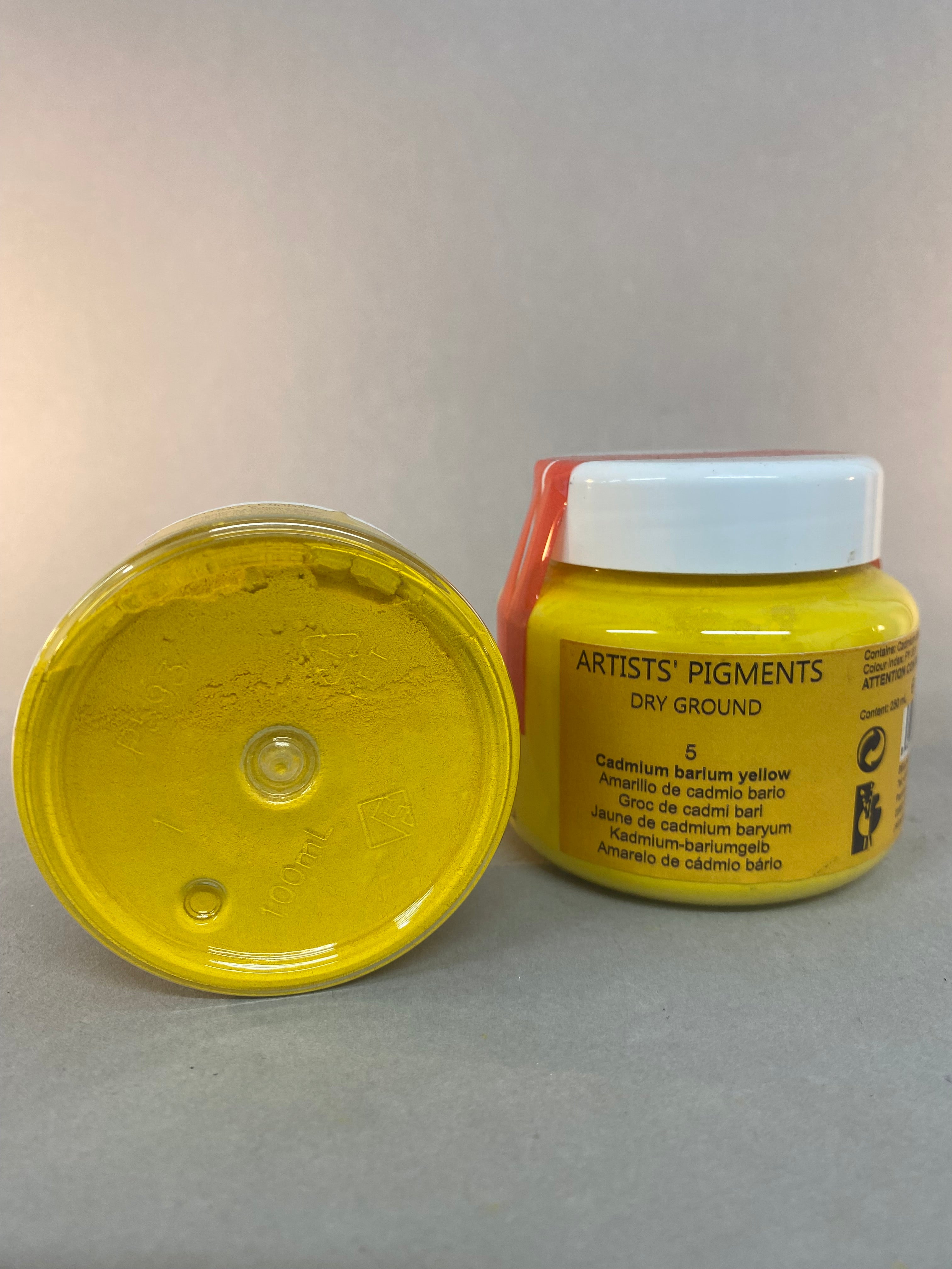 Artist's Pigments Dry Ground