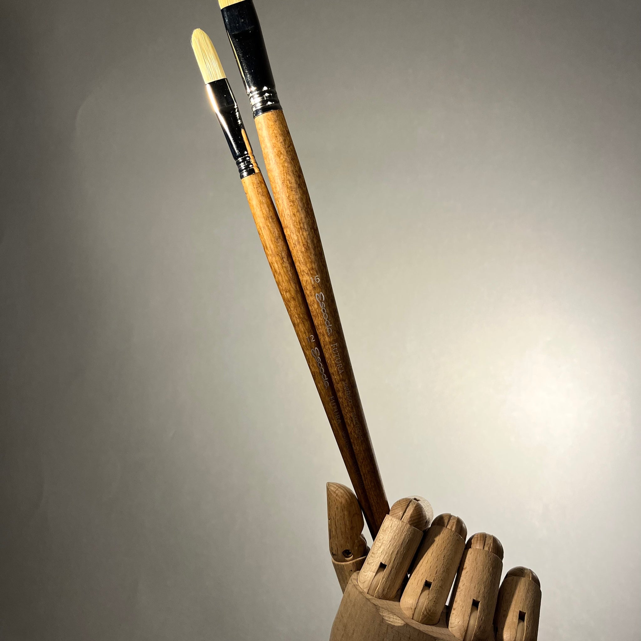 Escoda Futura 5414 Series Filbert (Oil & Acrylic)