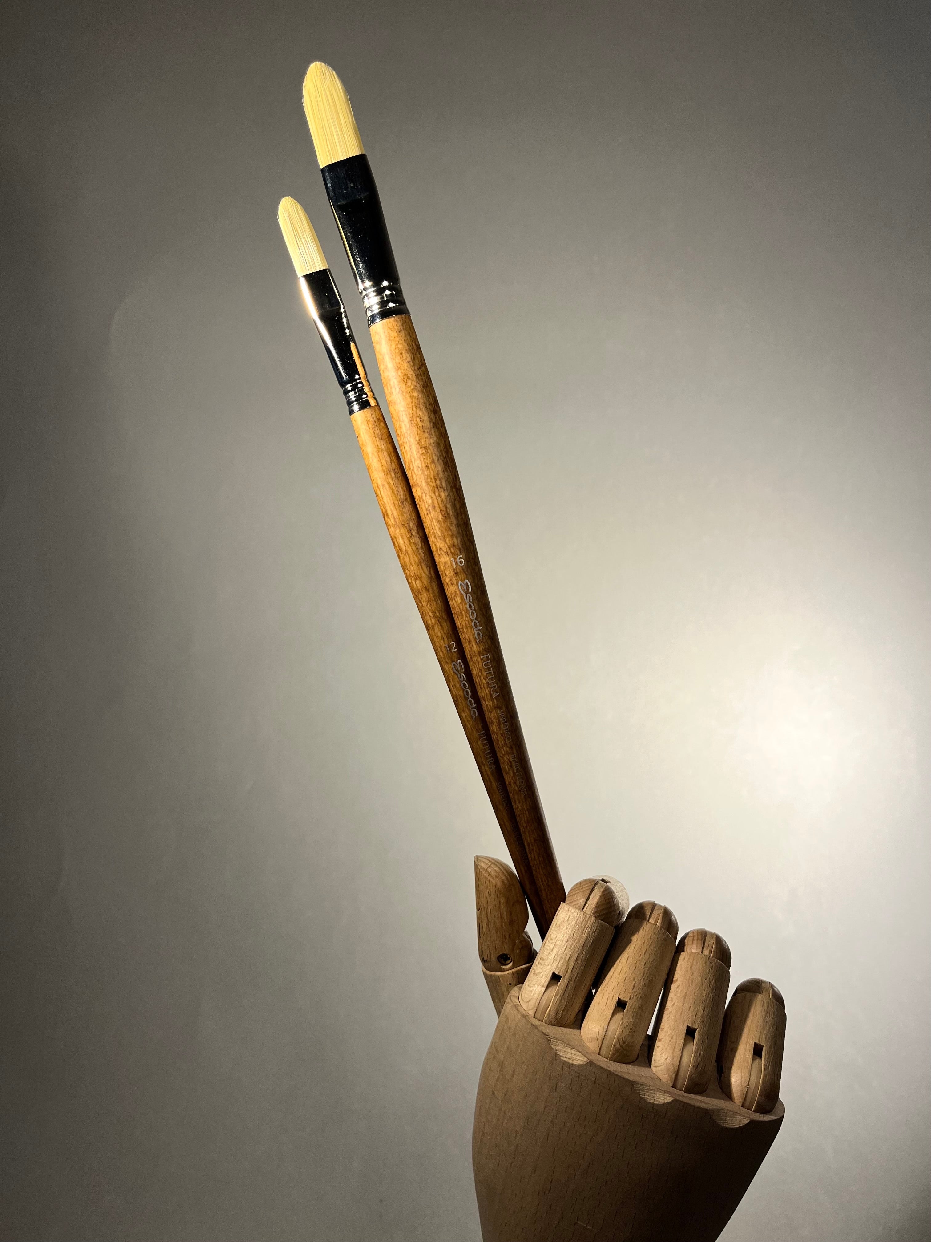 Escoda Futura 5414 Series Filbert (Oil & Acrylic)