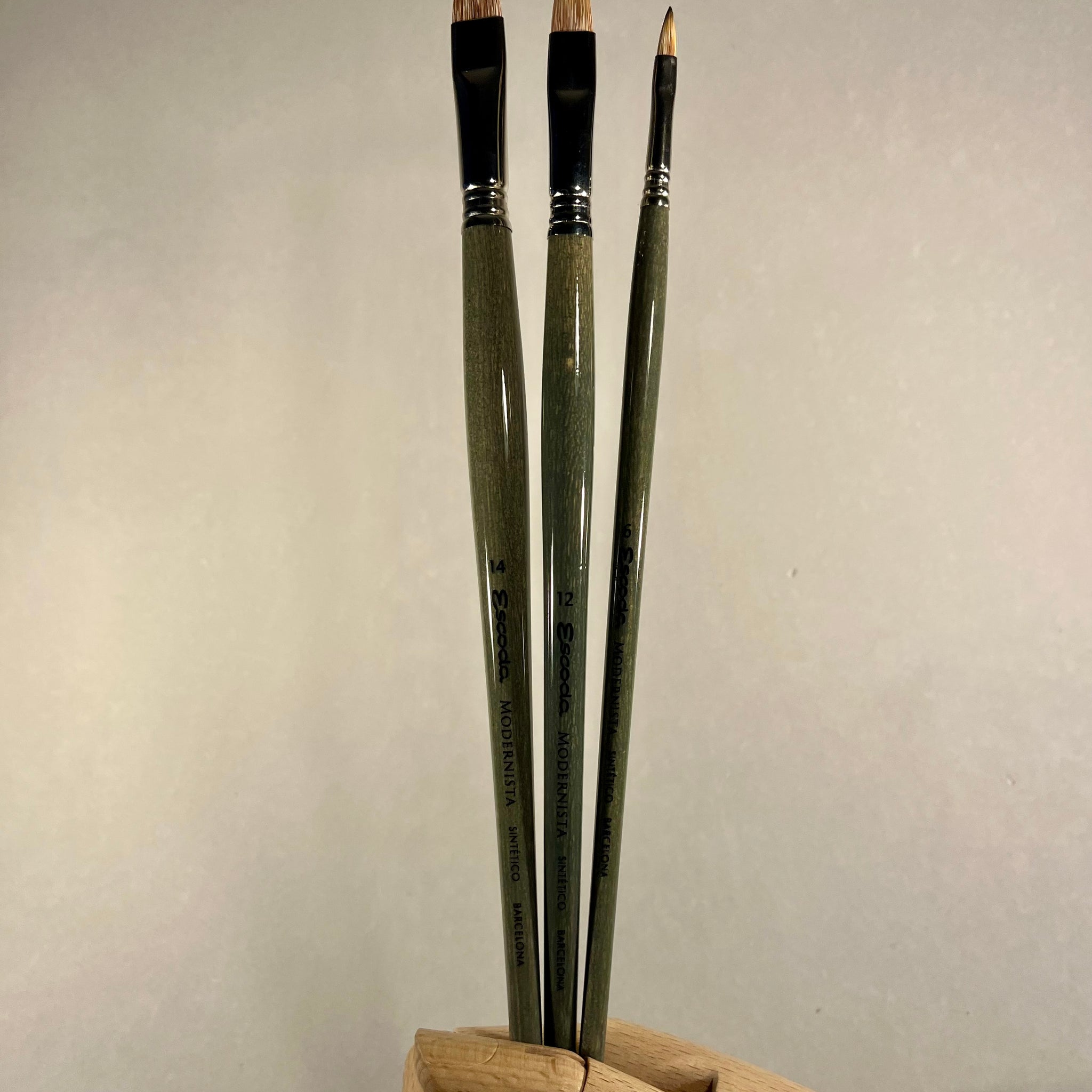 Escoda Modernista 4060 Series Filbert (Oil & Acrylic)