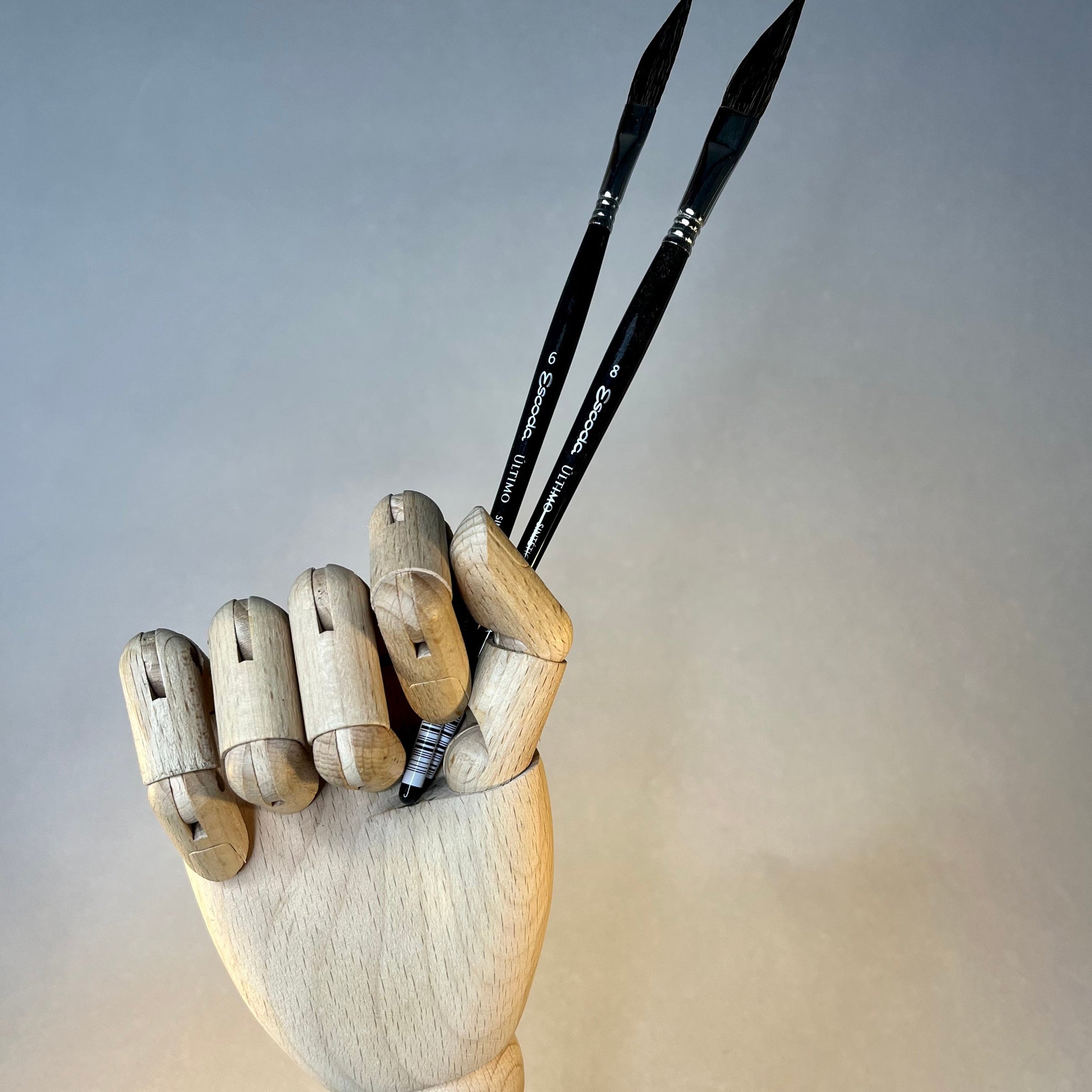 Escoda Ultimo Series 1534 Dagger Striper (Watercolour)