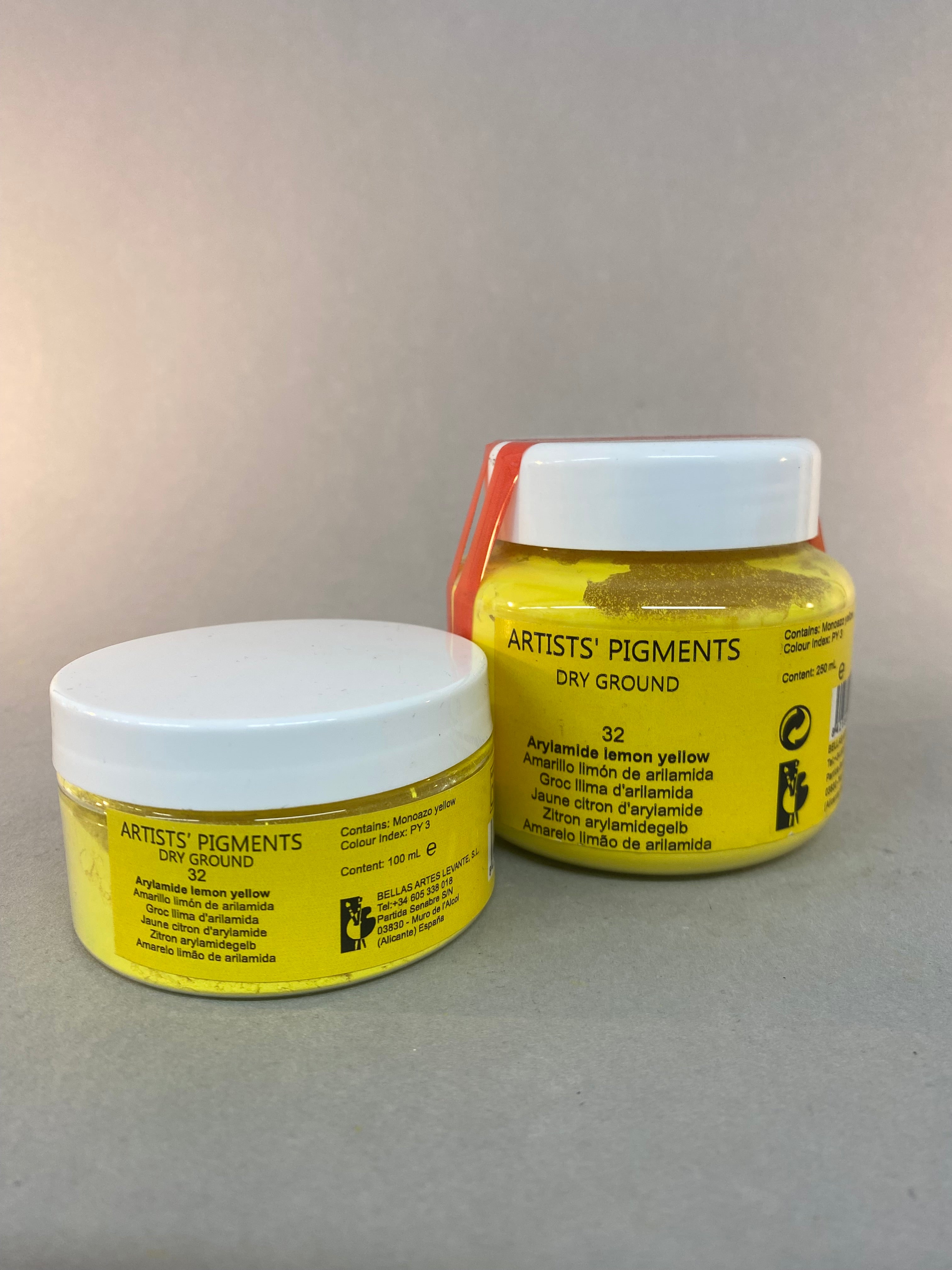 Artist's Pigments Dry Ground