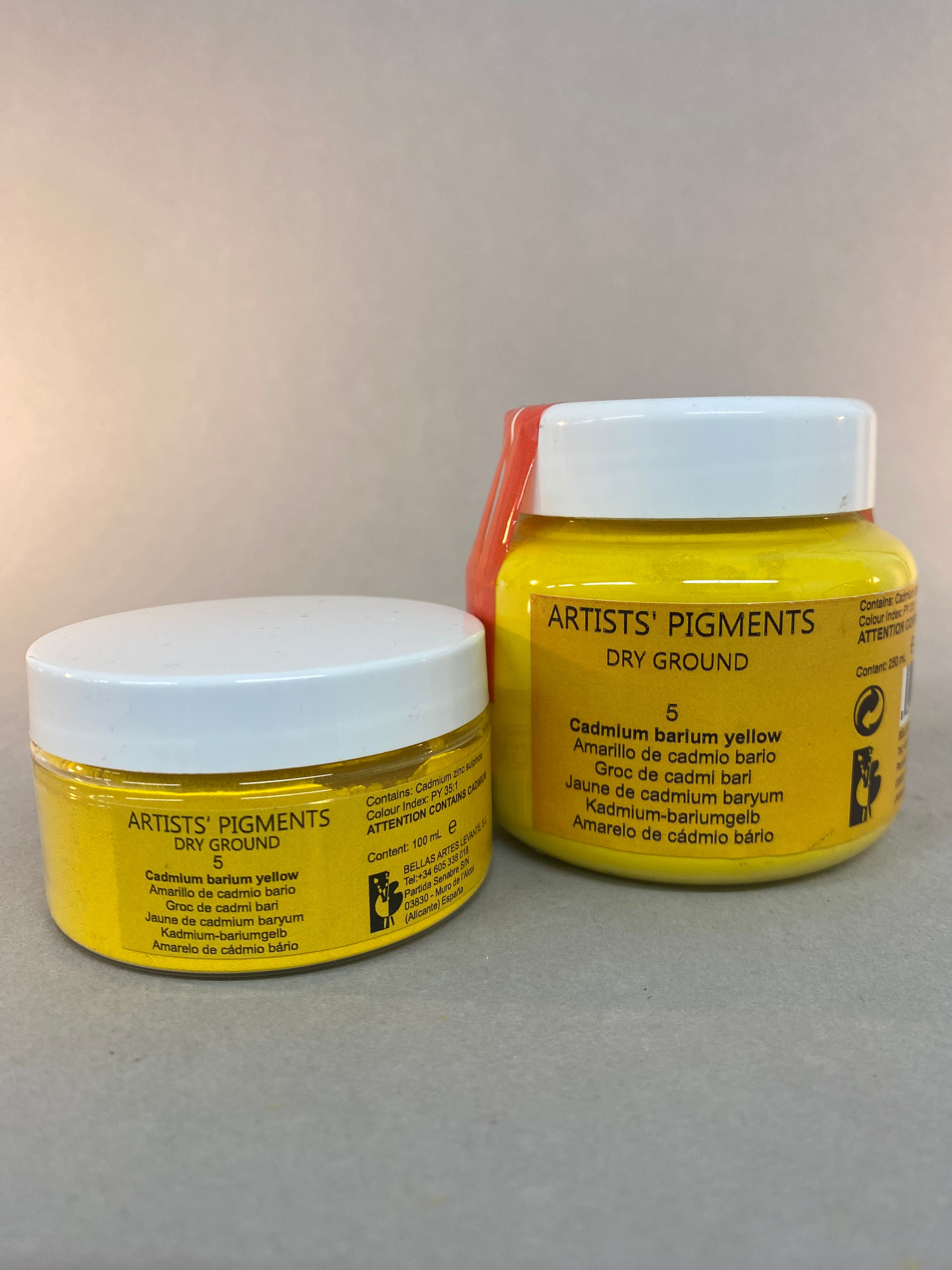 Artist's Pigments Dry Ground